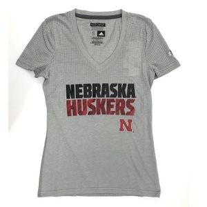 Adidas Nebraska Huskers Aeroknit V-neck tshirt Sm